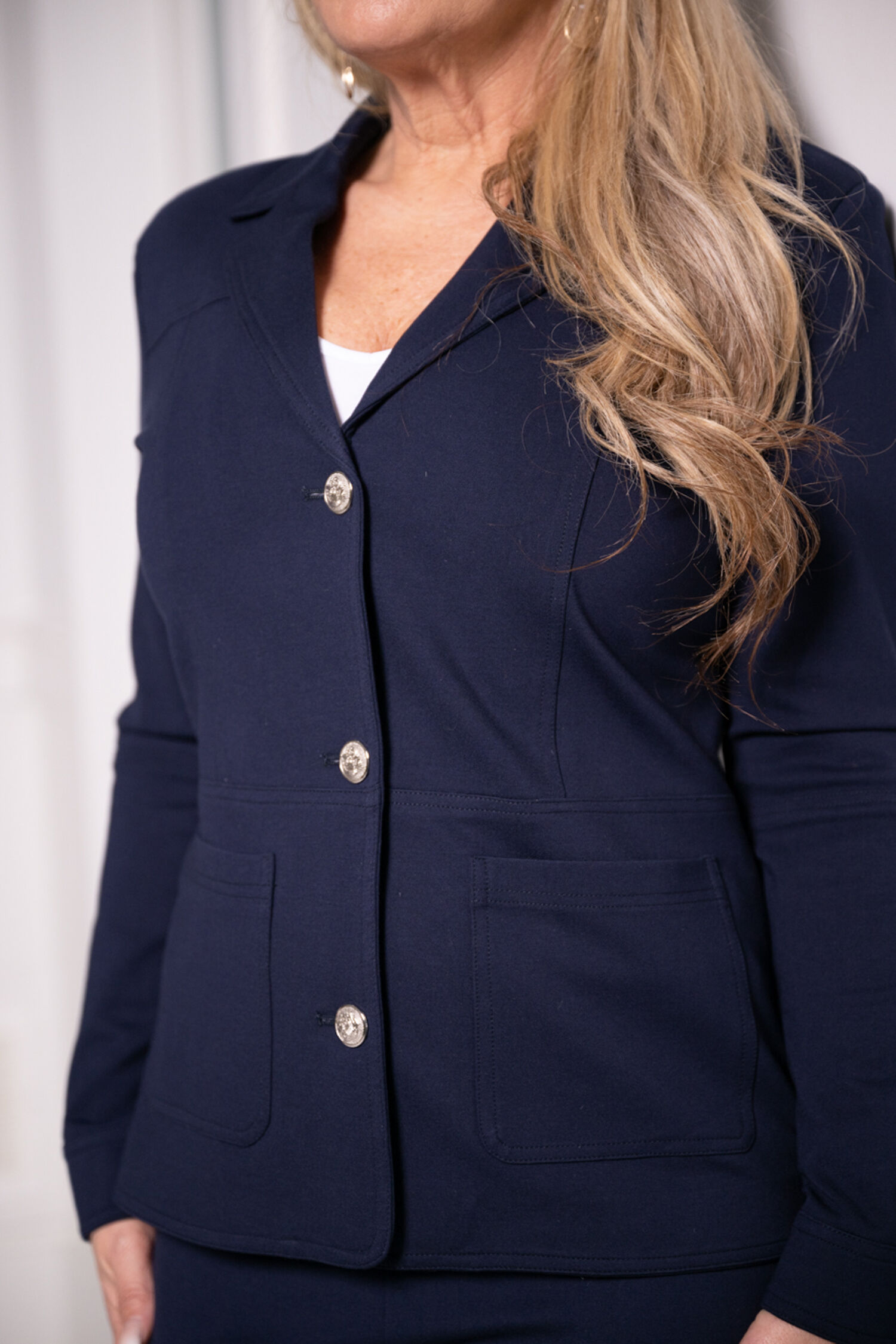 Long Sleeve Fitted Blazer Image 2