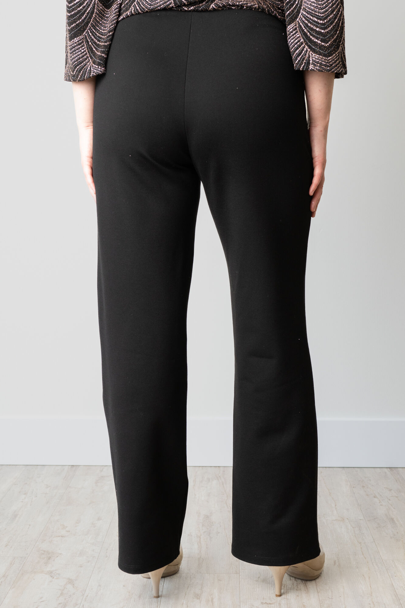 Classic Wide Pants Image 2