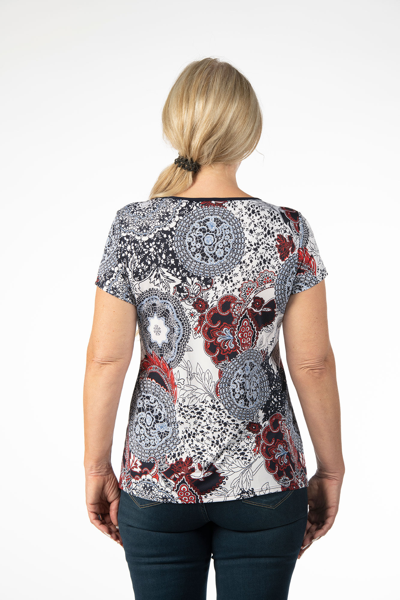 Dazzling Medallion Keyhole Top Image 3