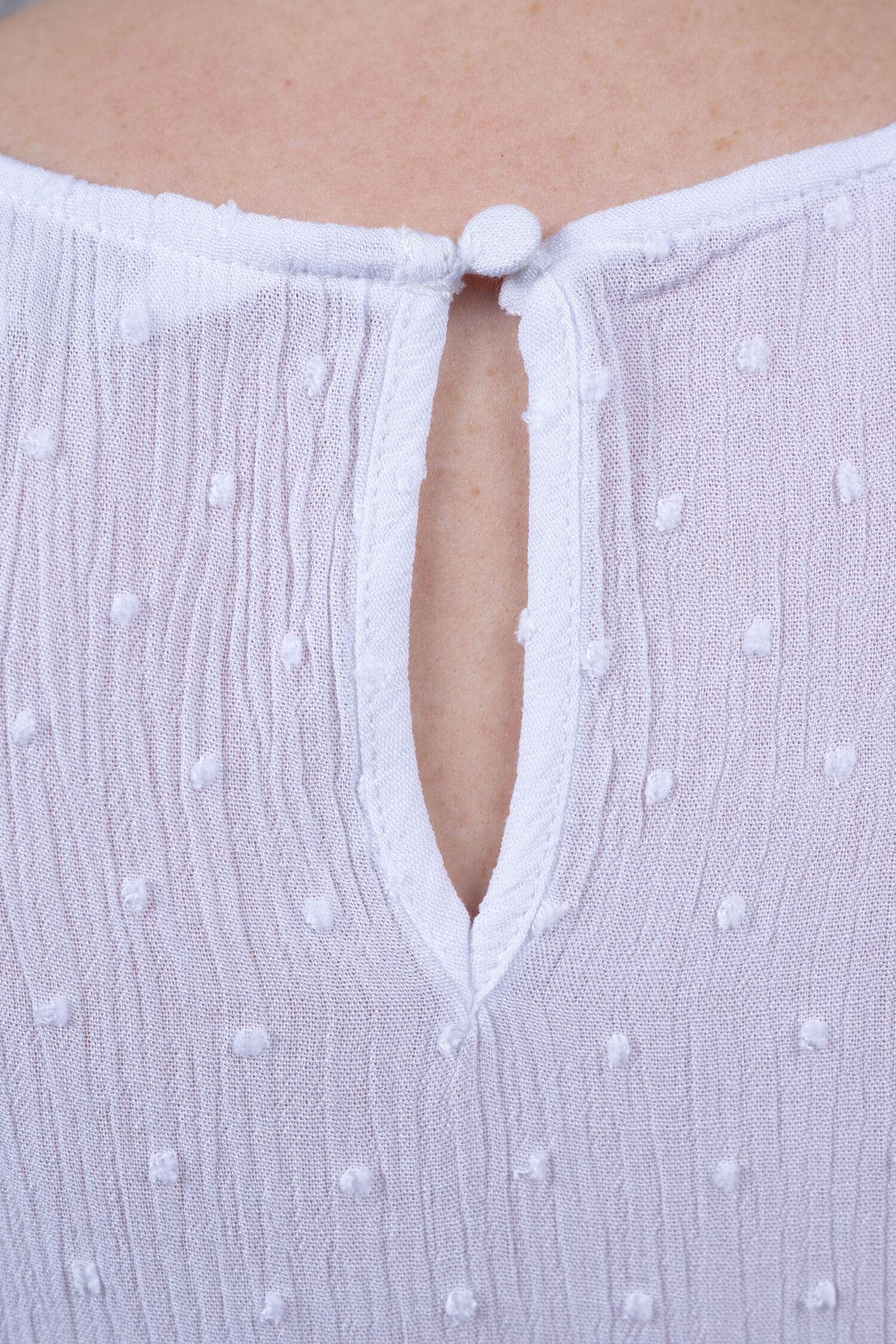 Puff Sleeve Ladder Stitch Blouse Image 3