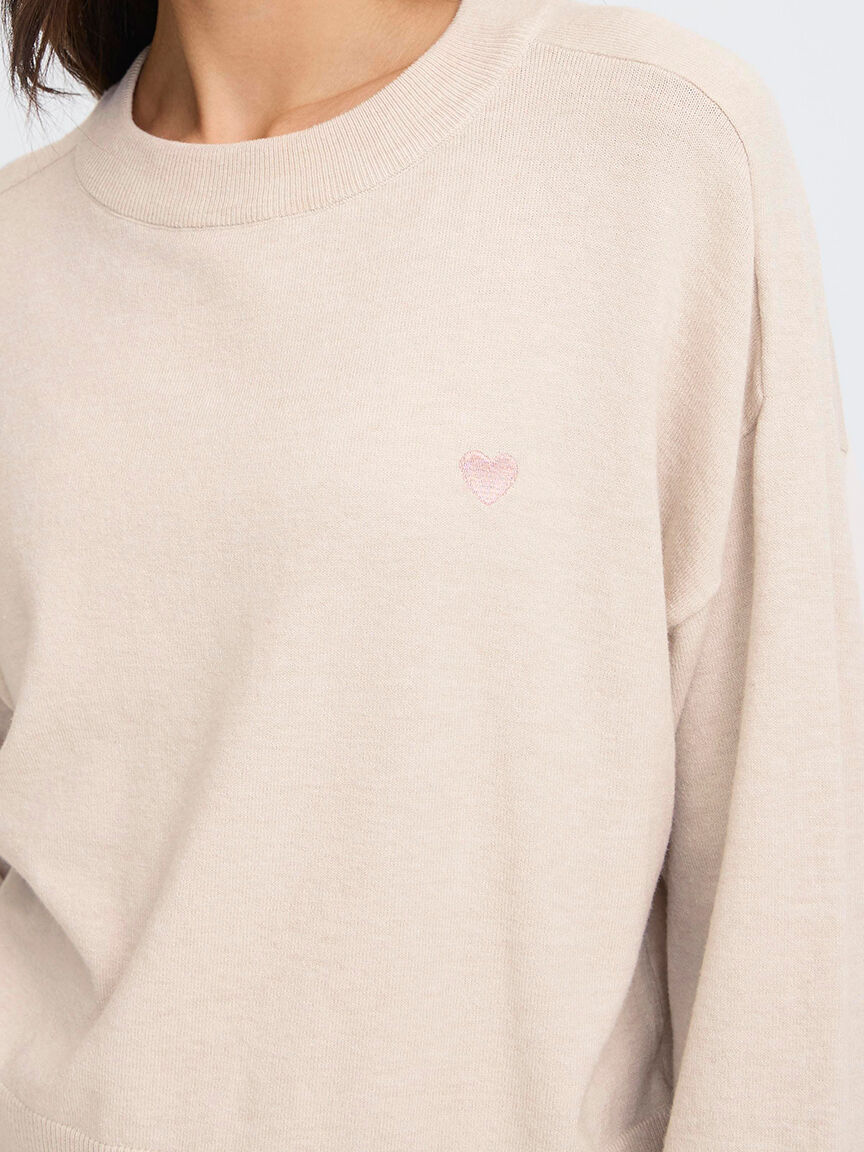 Long Sleeve Sweater With Small Heart