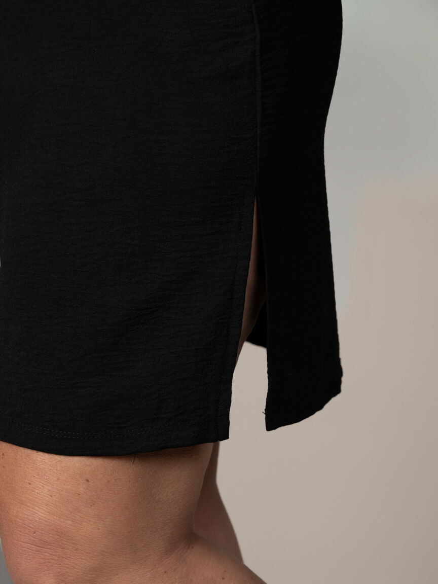 Airflow Short Sleeve Knee Length Dress