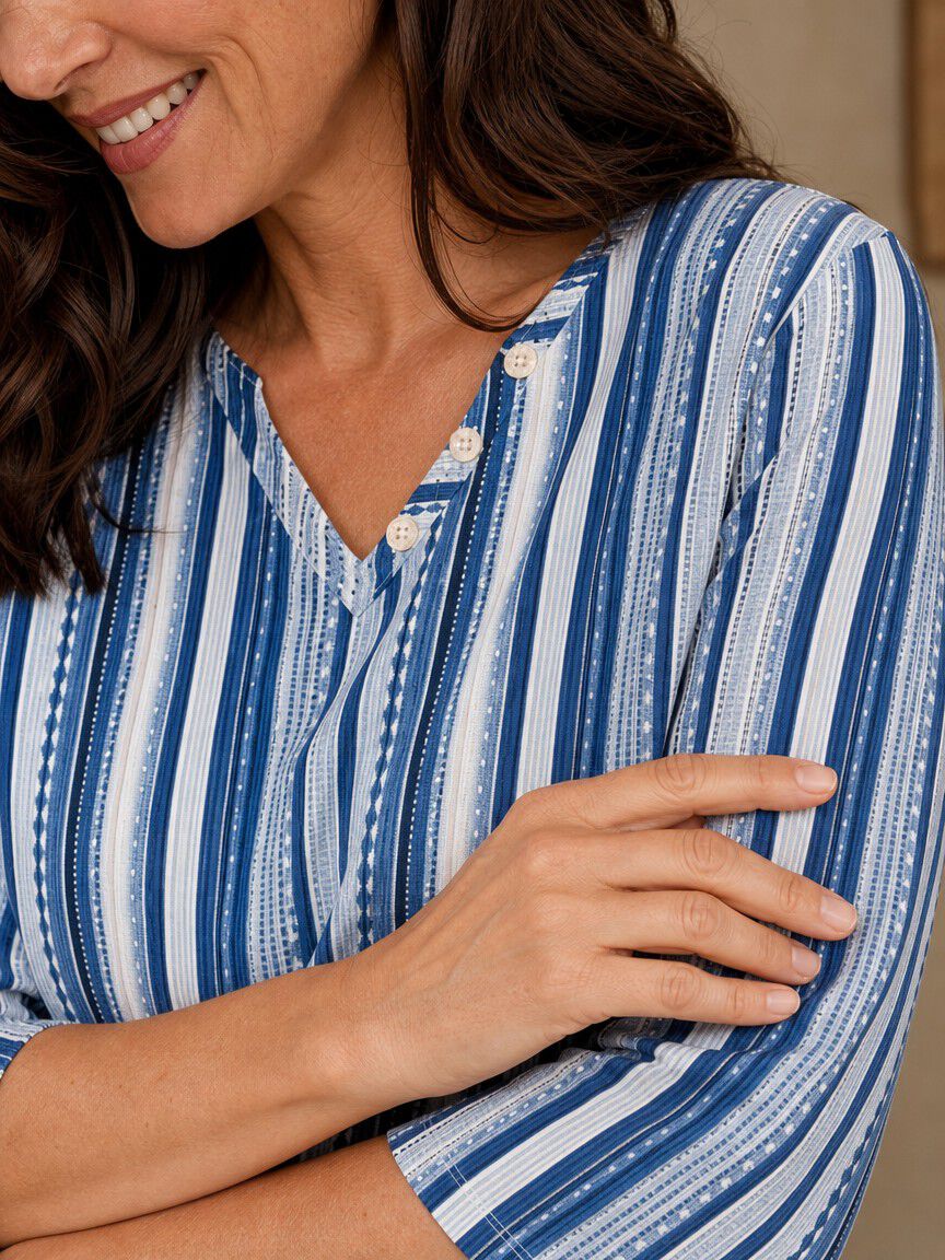 3/4 Sleeve V-Neck Top