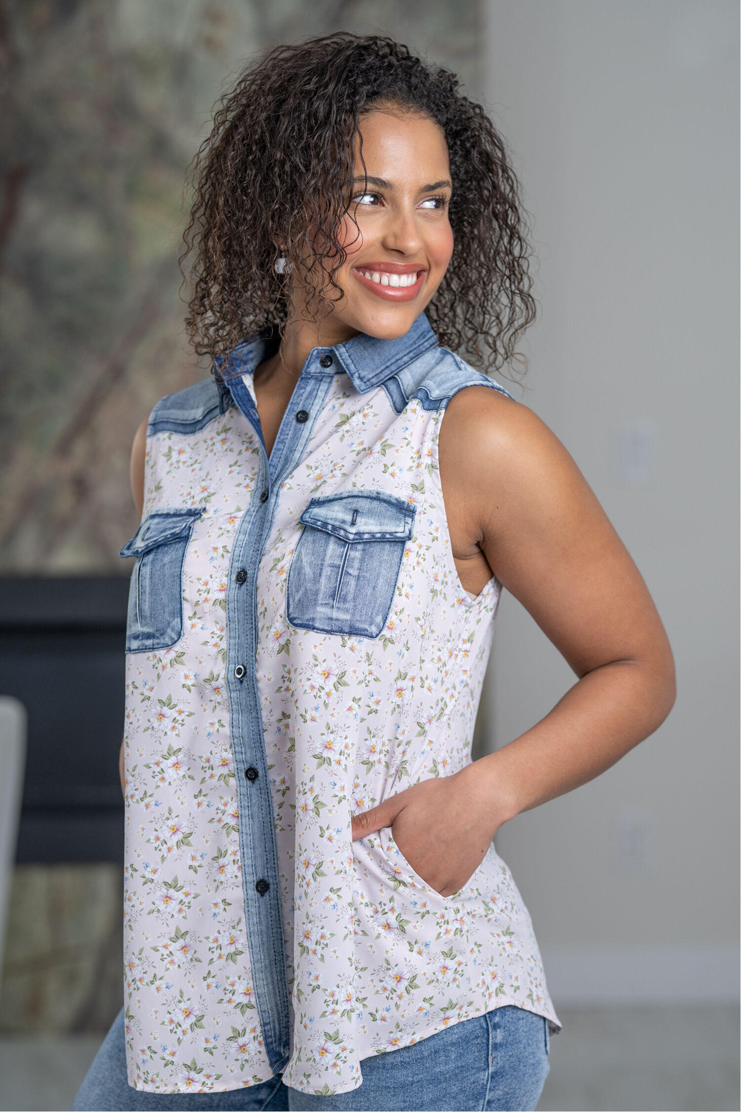 Sleeveless Denim Yoke Floral Blouse Image 3