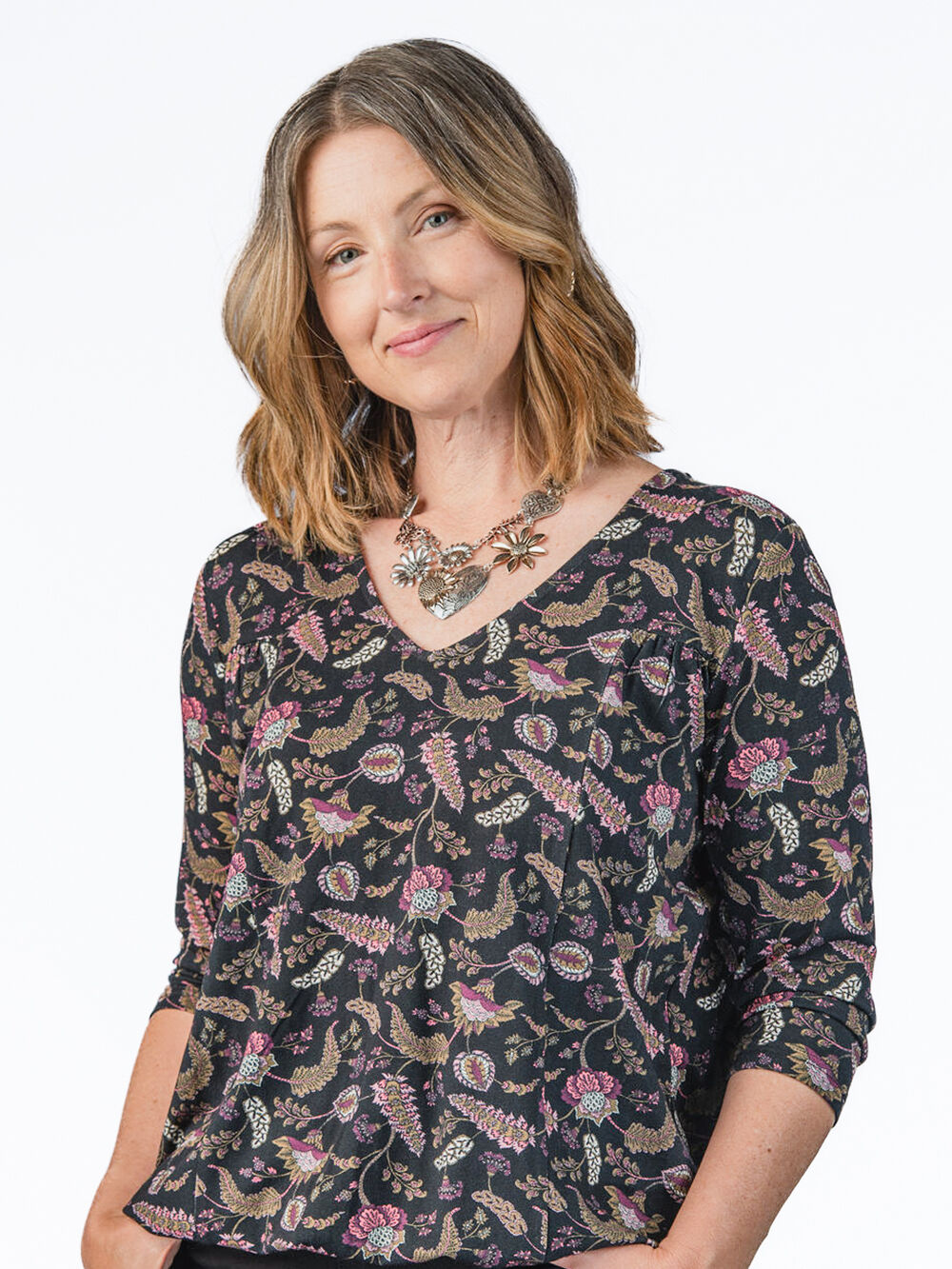 Flower Heart Mixed Necklace Set  Image 1