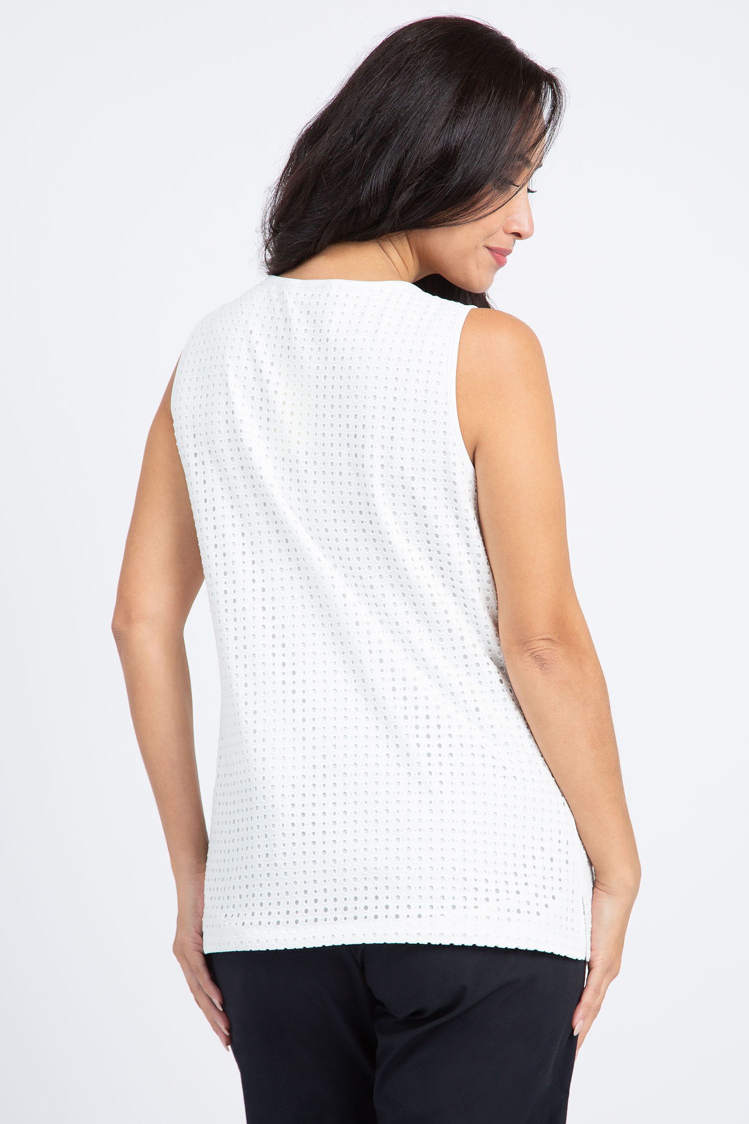 Sleeveless Eyelet Tank Top Image 3