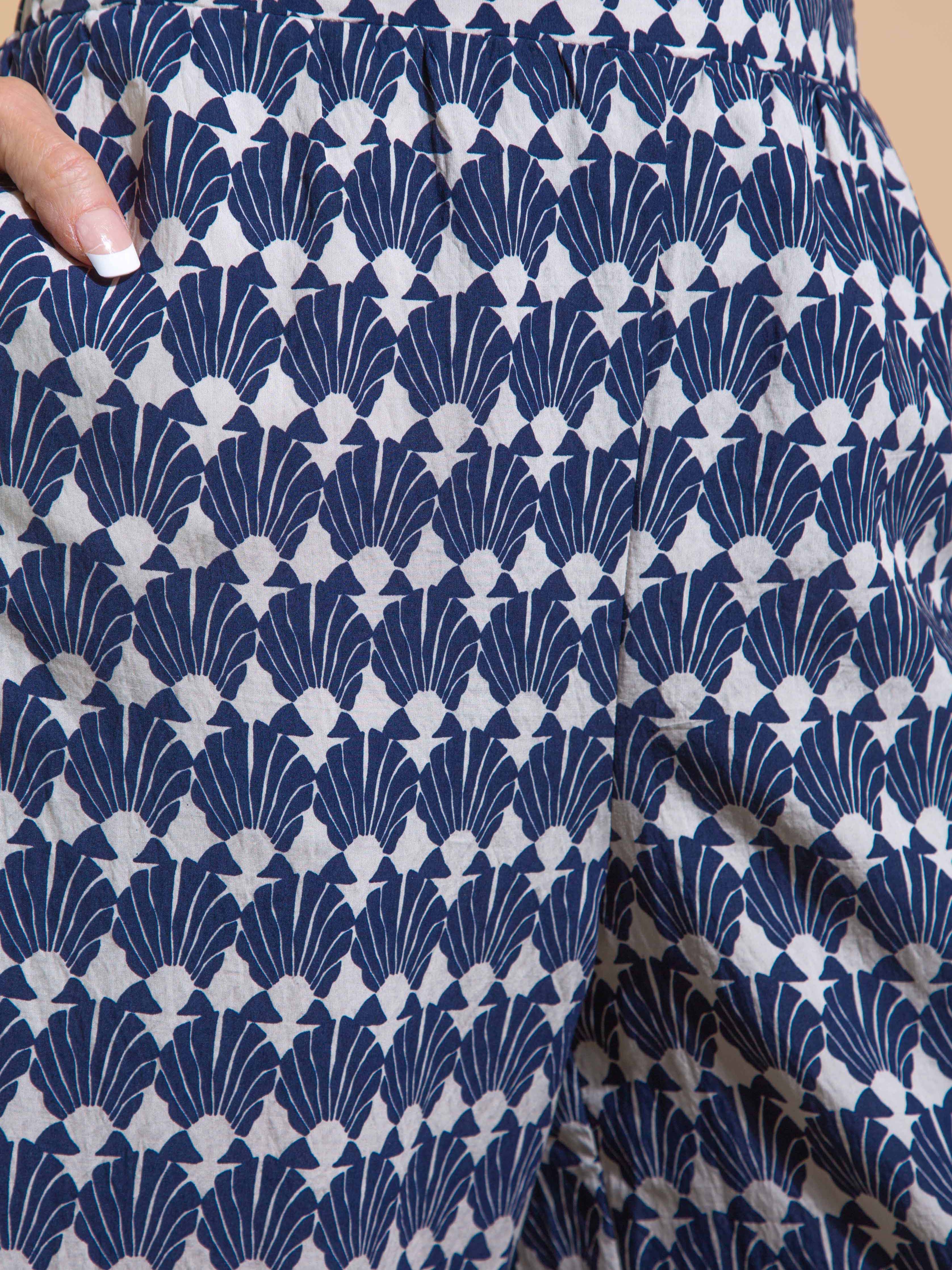 Pull-On Printed Gaucho Pant Image 4