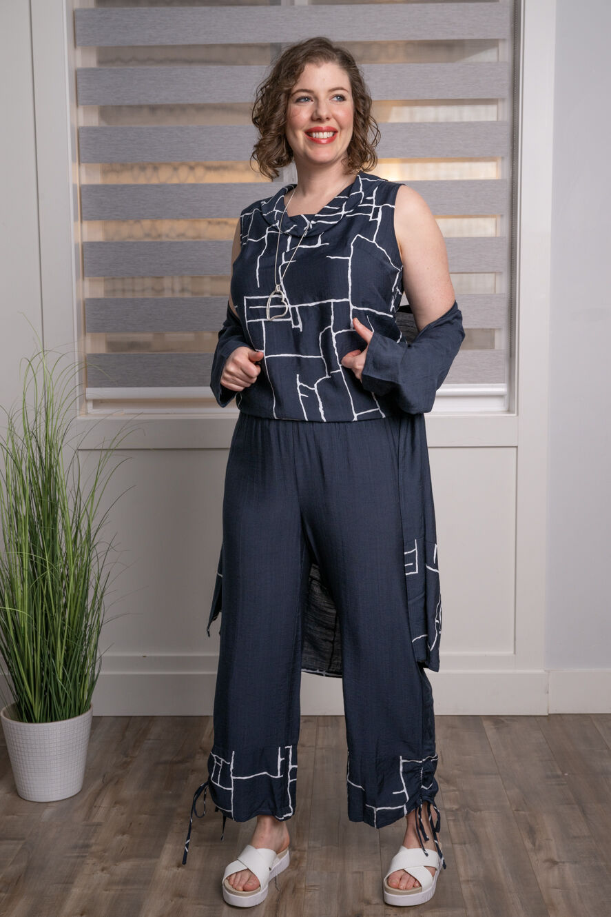 Wide Leg Geo Print Pant Image 2