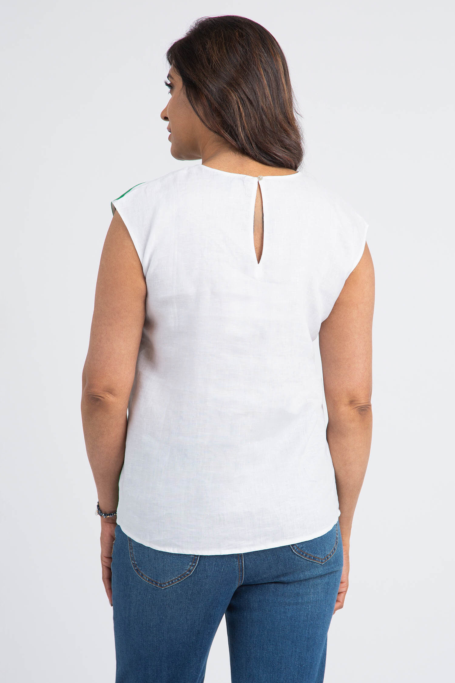 Sleeveless Linen Top Image 4
