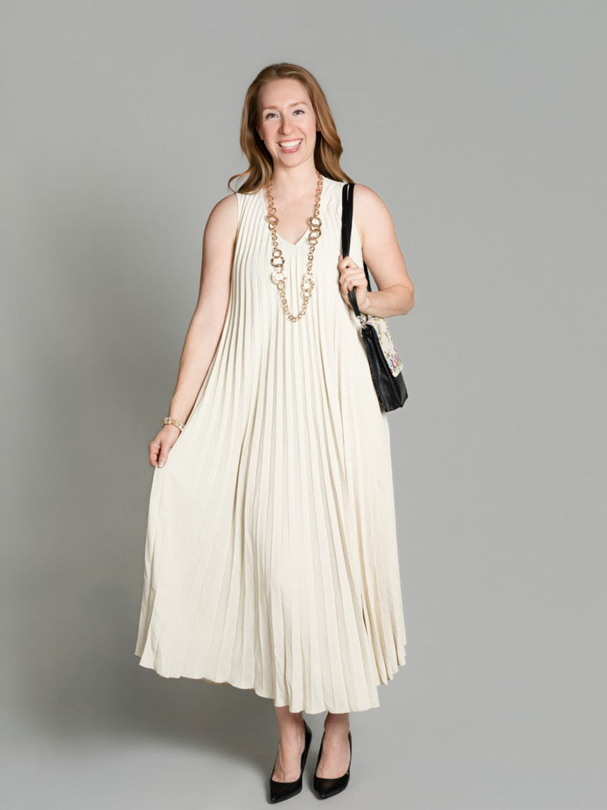 Sleeveless Pleated Maxi Dress Image 6