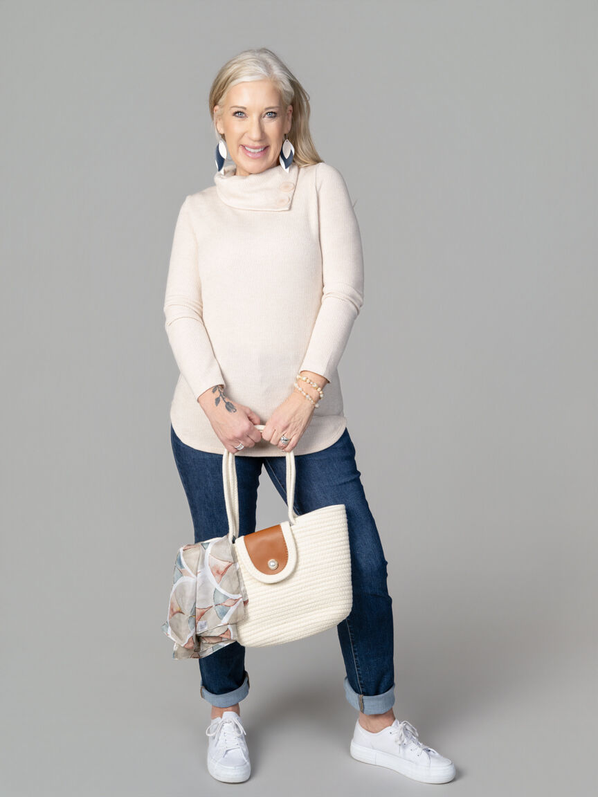 Long Sleeve Cowl Kneck Sweater Image 3