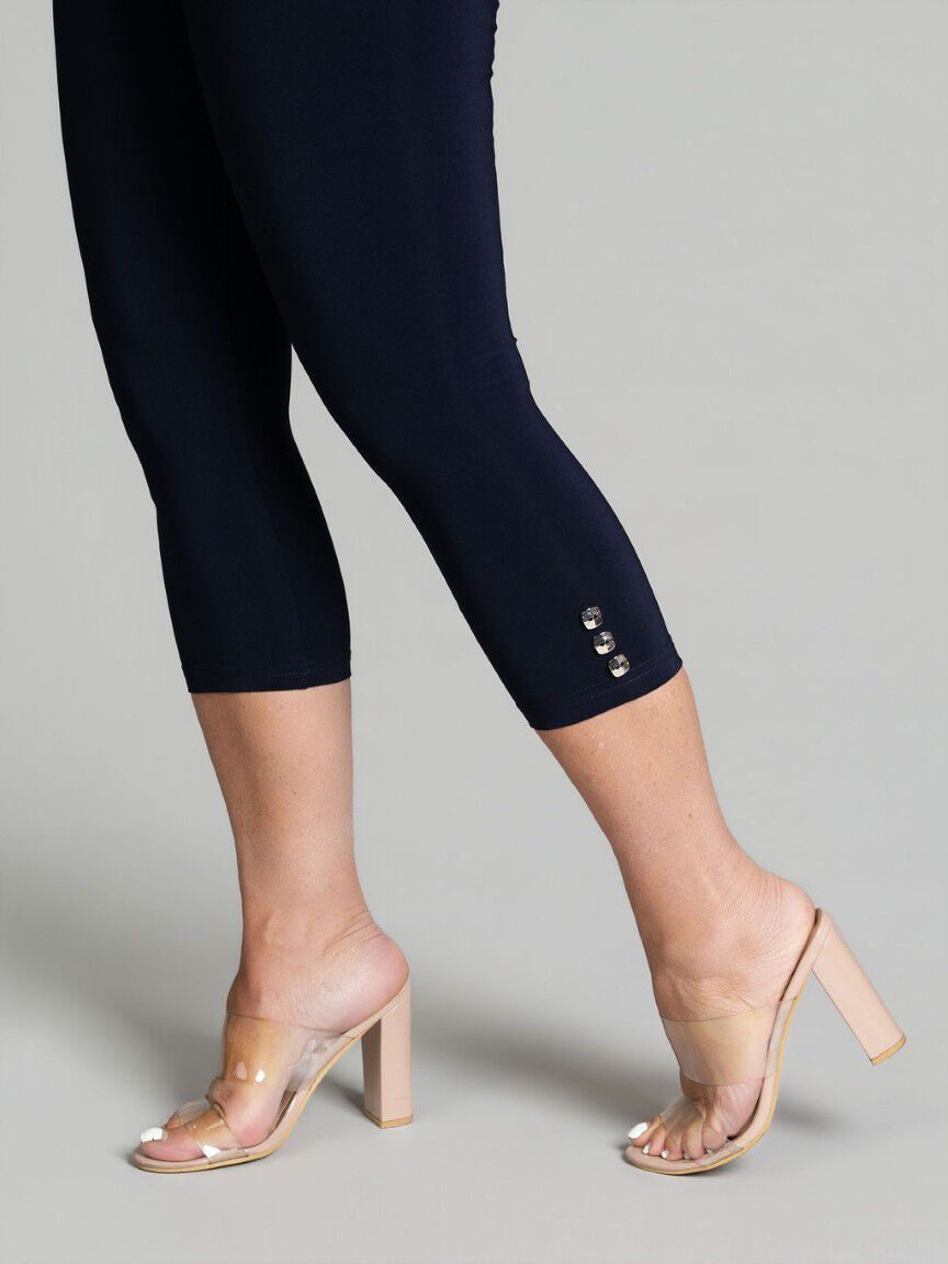 Lightweight Capri Legging Image 4