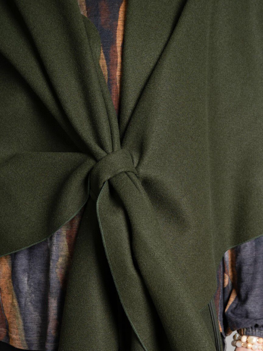 Adjustable Knot Cape