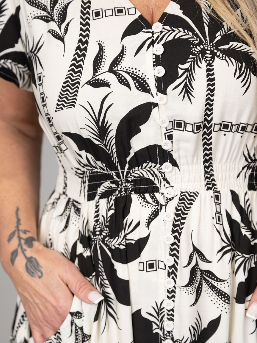 Short Sleeve Maxi Dress With Buttons