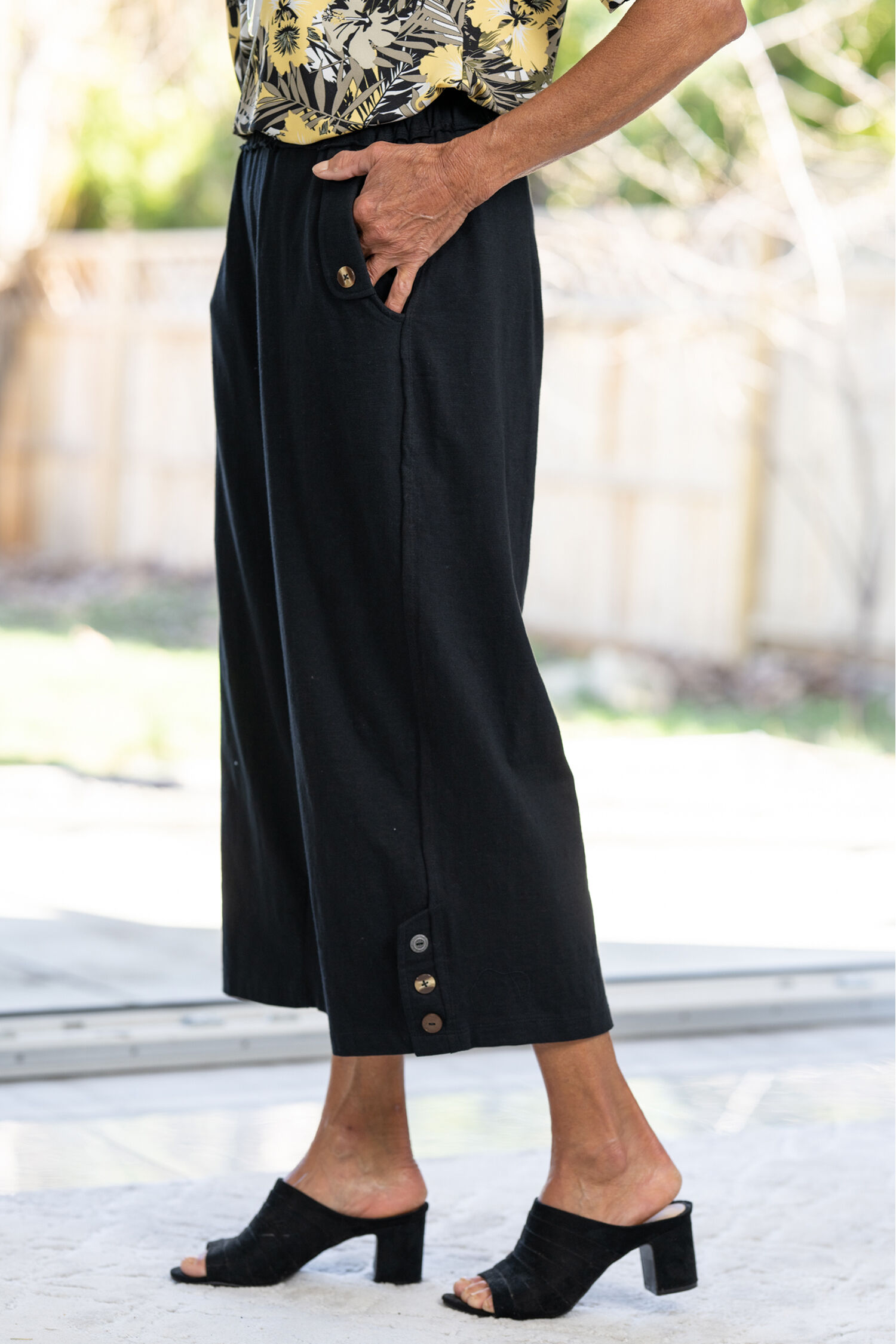 Pull-On Capri w/ Buttons Image 2