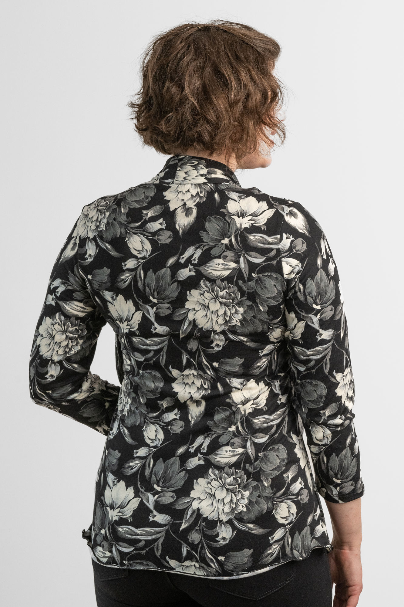 2-In-1 Floral Cardi With Solid Tank Fooler Top Image 2