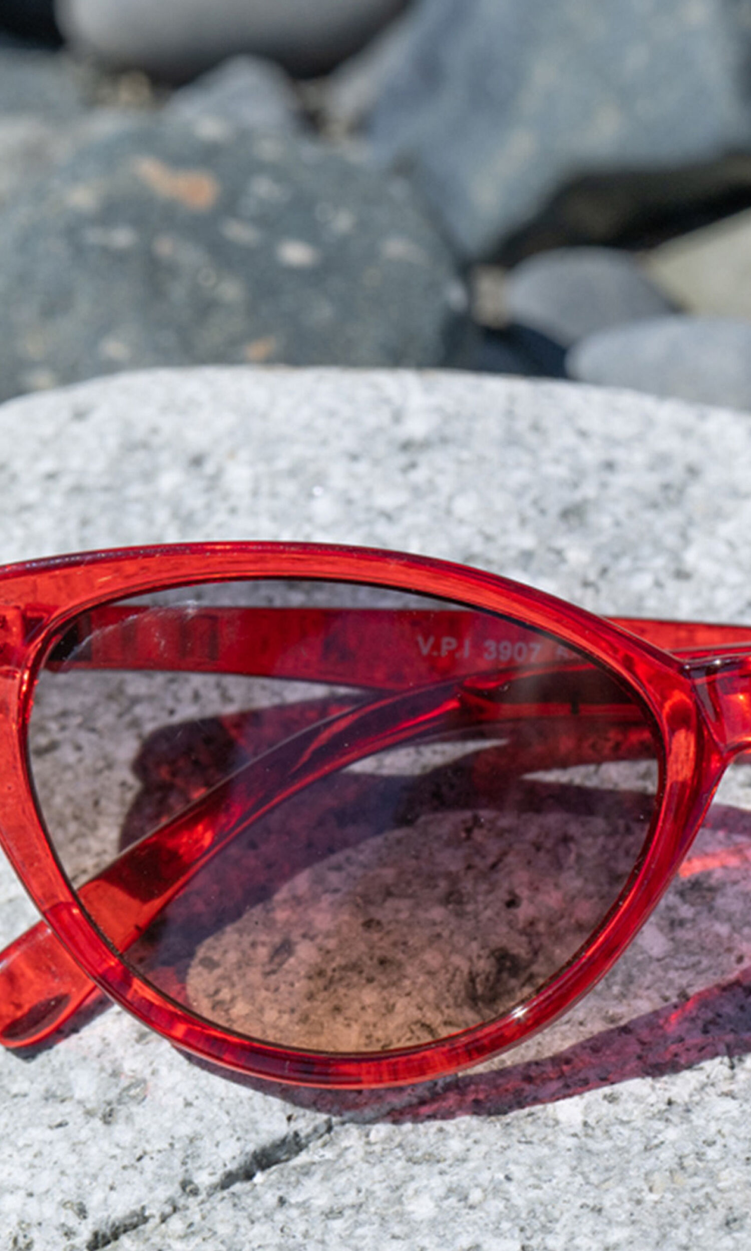 Cat Eye Sunglasses Image 3