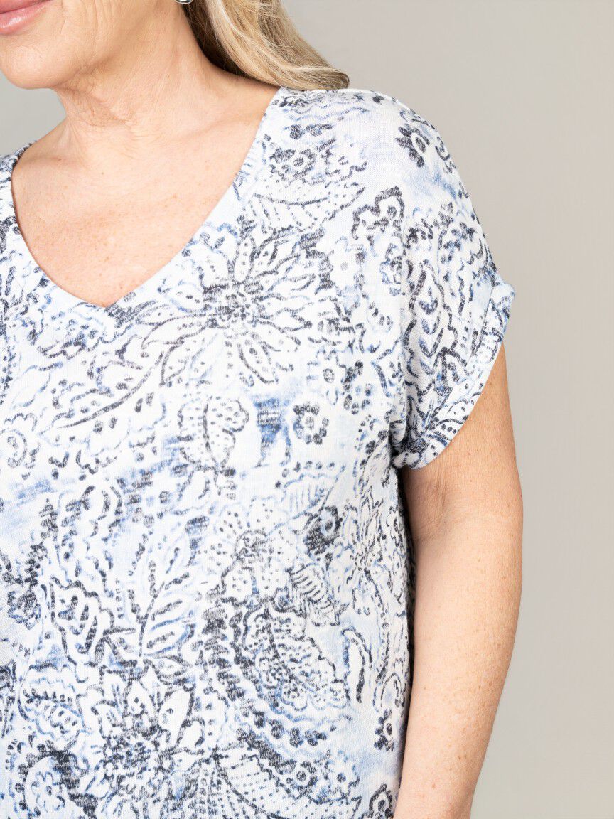 Short Sleeve Hatchi Print Top