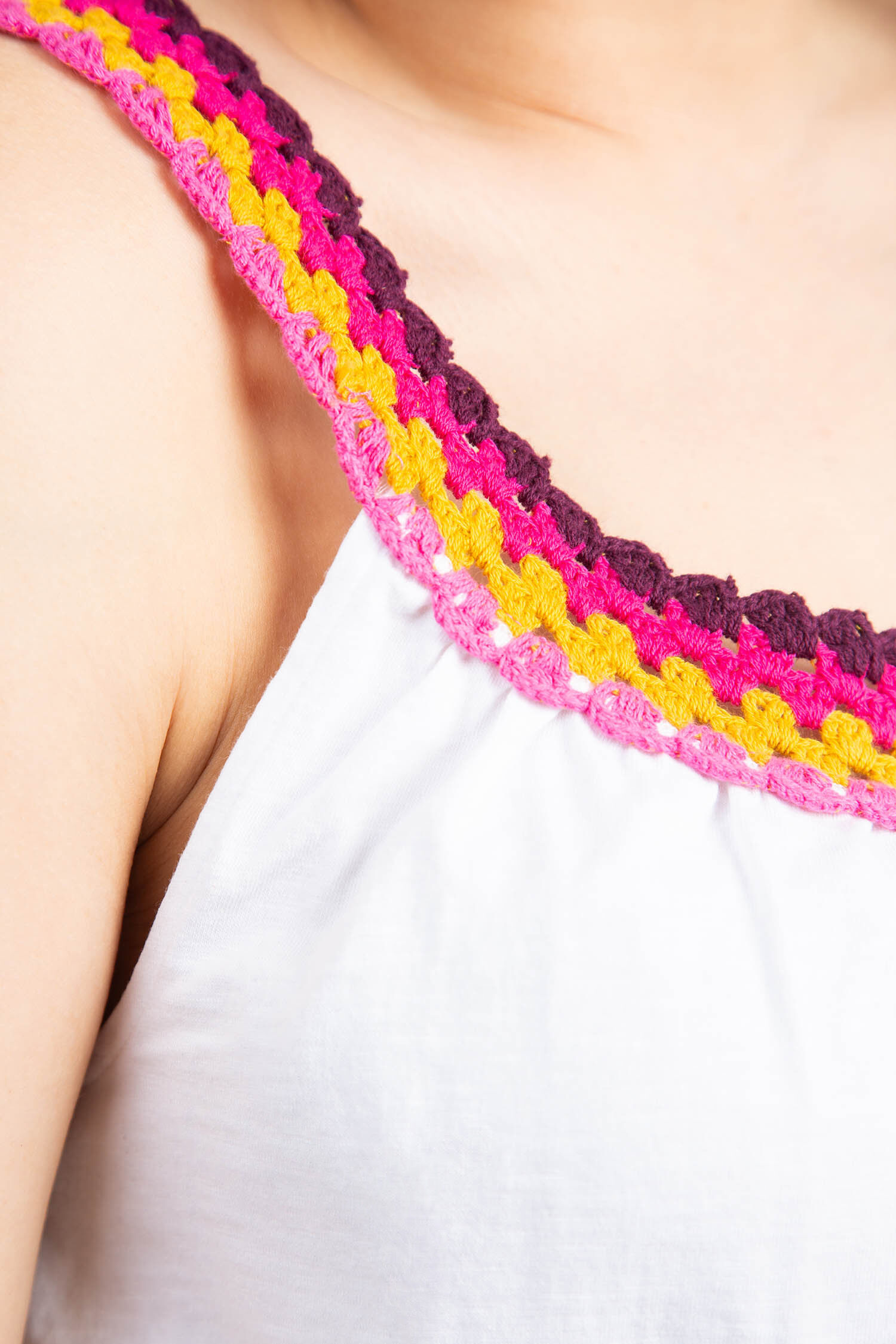 Crochet Neckline Sleeveless Top Image 5