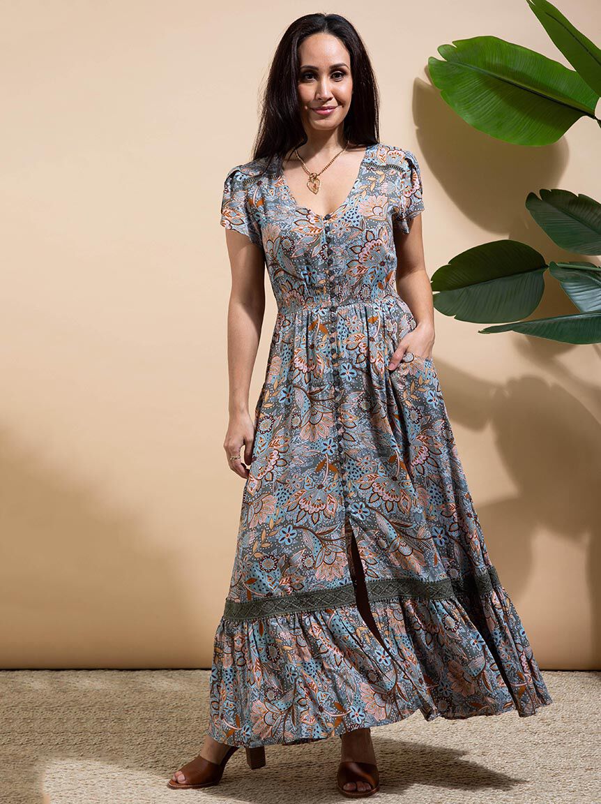 Floral Button-Up Maxi Dress | Papillon | Suzanne's Floral Button-Up Maxi Dress | Papillon | Suzanne's