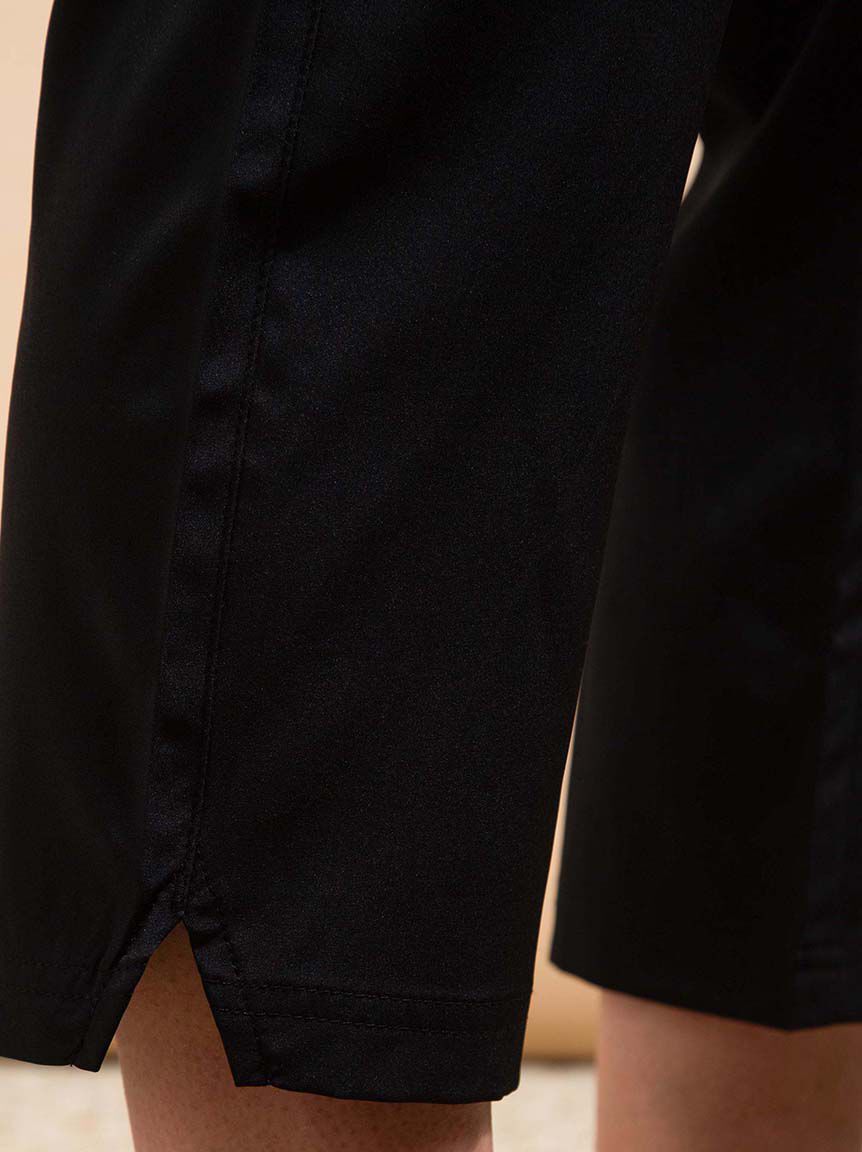 Two-Way Stretch Cropped Trousers Image 4