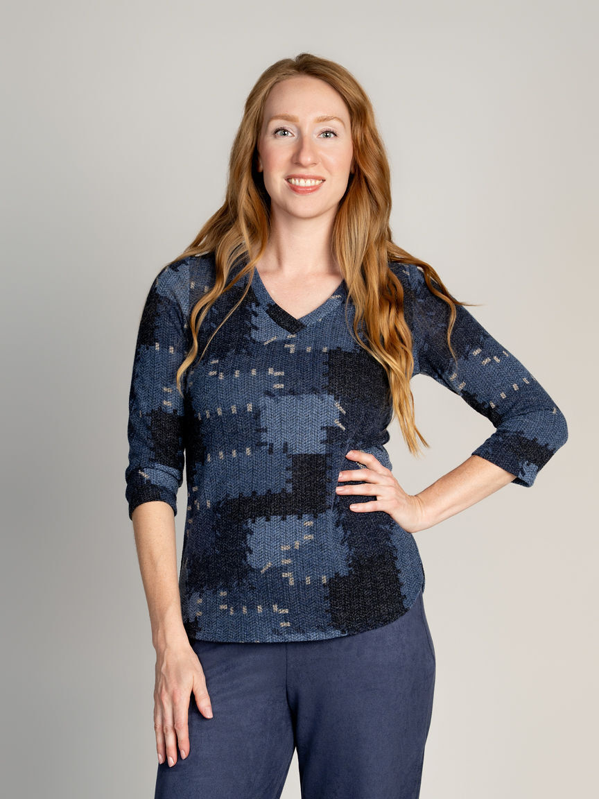 3/4 Sleeve V-Neck Knit Top