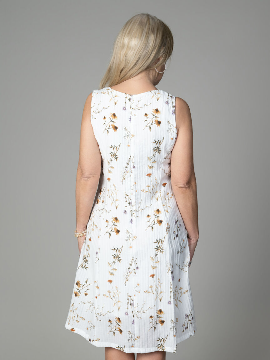 Sleeveless Knee Dress With Back Zipper