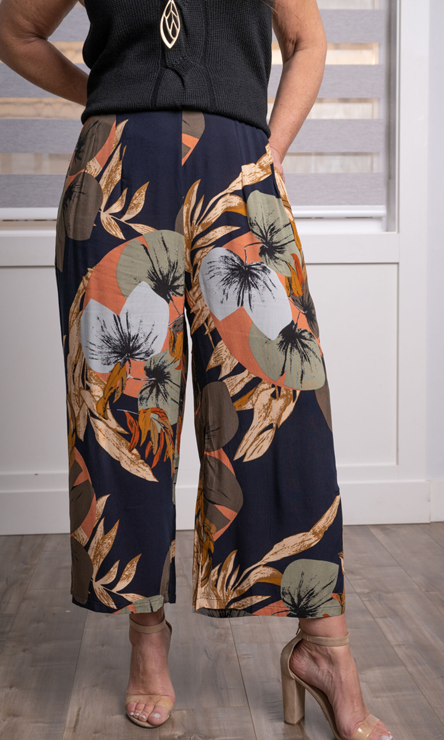 Wide-Leg Palm Capris Image 1