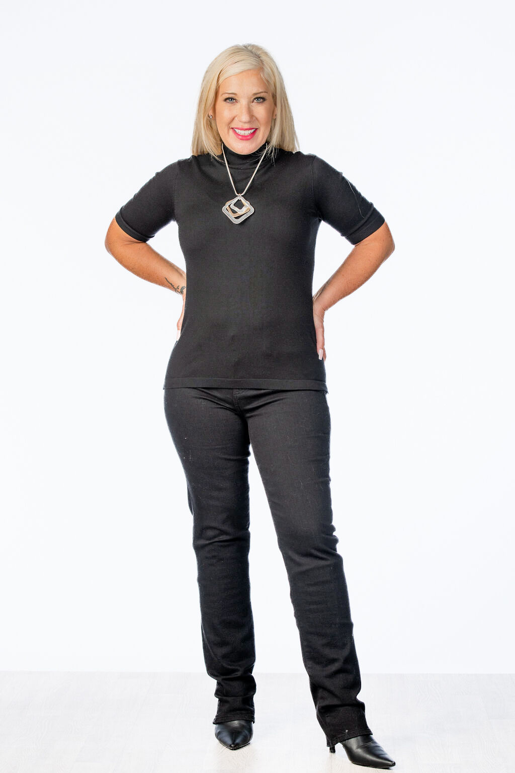 Solid Mock-Neck Top Image 3