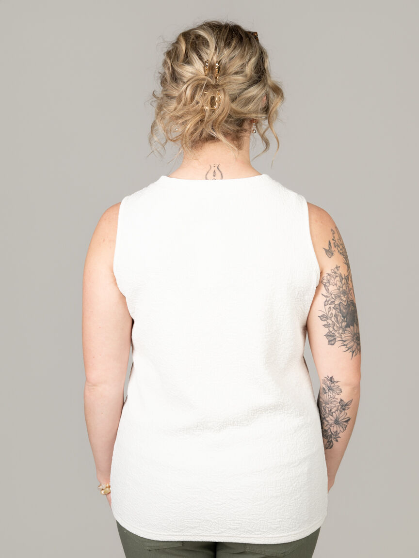 Sleeveless Textured V-Neck Top