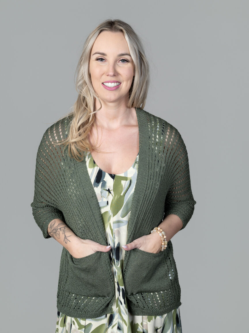 Crochet 3/4 Sleeve Cardigan Image 3