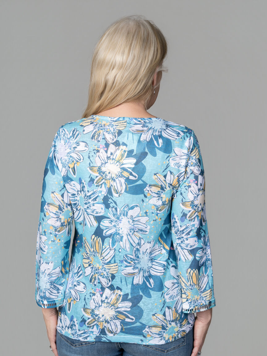 3/4 Sleeve Floral Top With Hotfix Accents