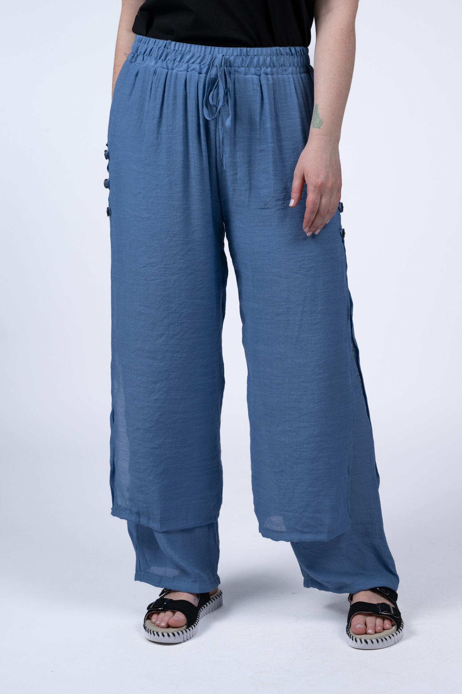 SHANIA Pants Image 1