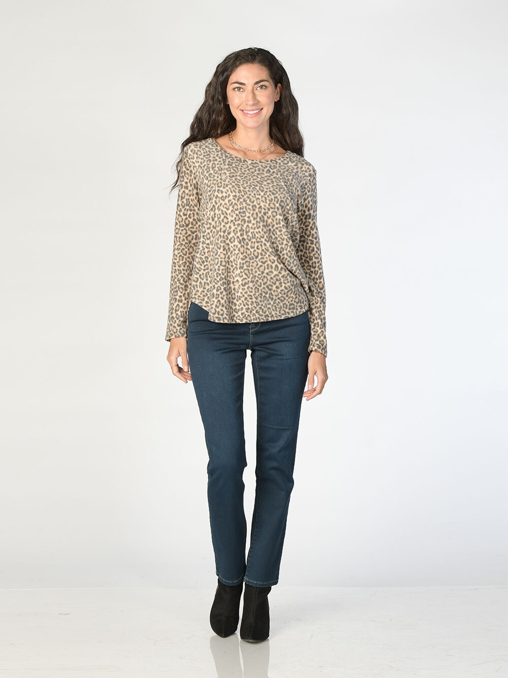 Classic Shirt-Tail Top