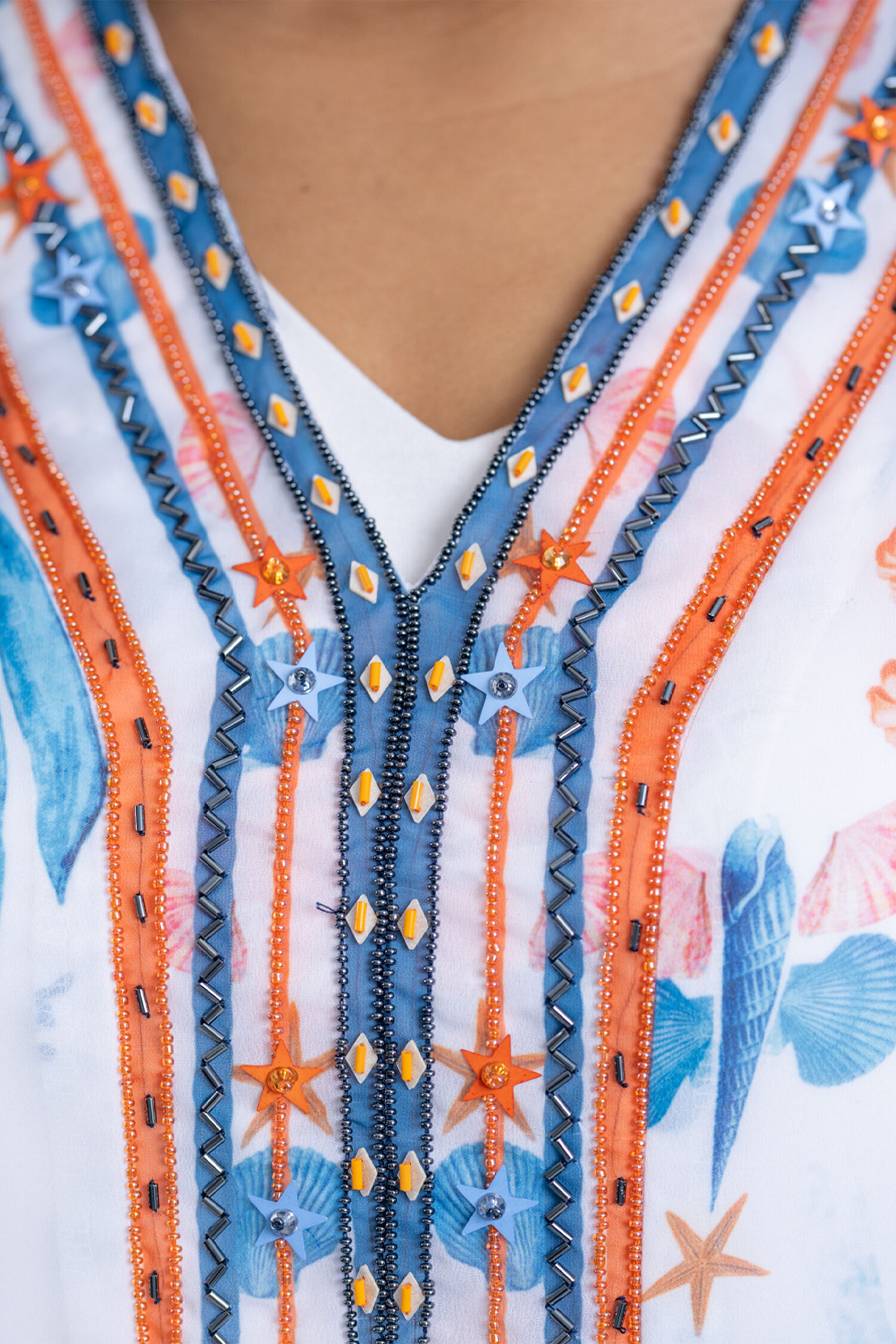 &frac34; Sleeve Sheer Tunic Image 3