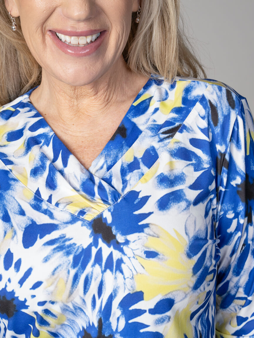 Elbow Sleeve V-Neck With Roll Tabs