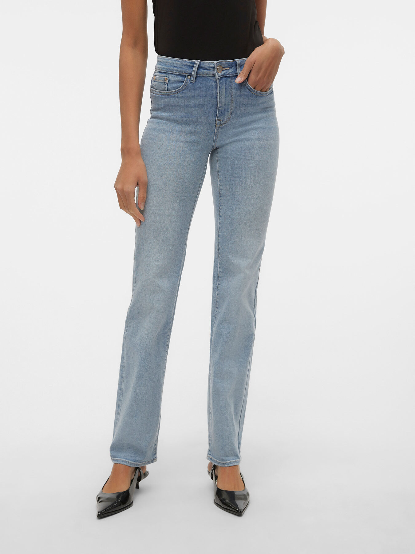 Mid Rise Straight Cut Jeans