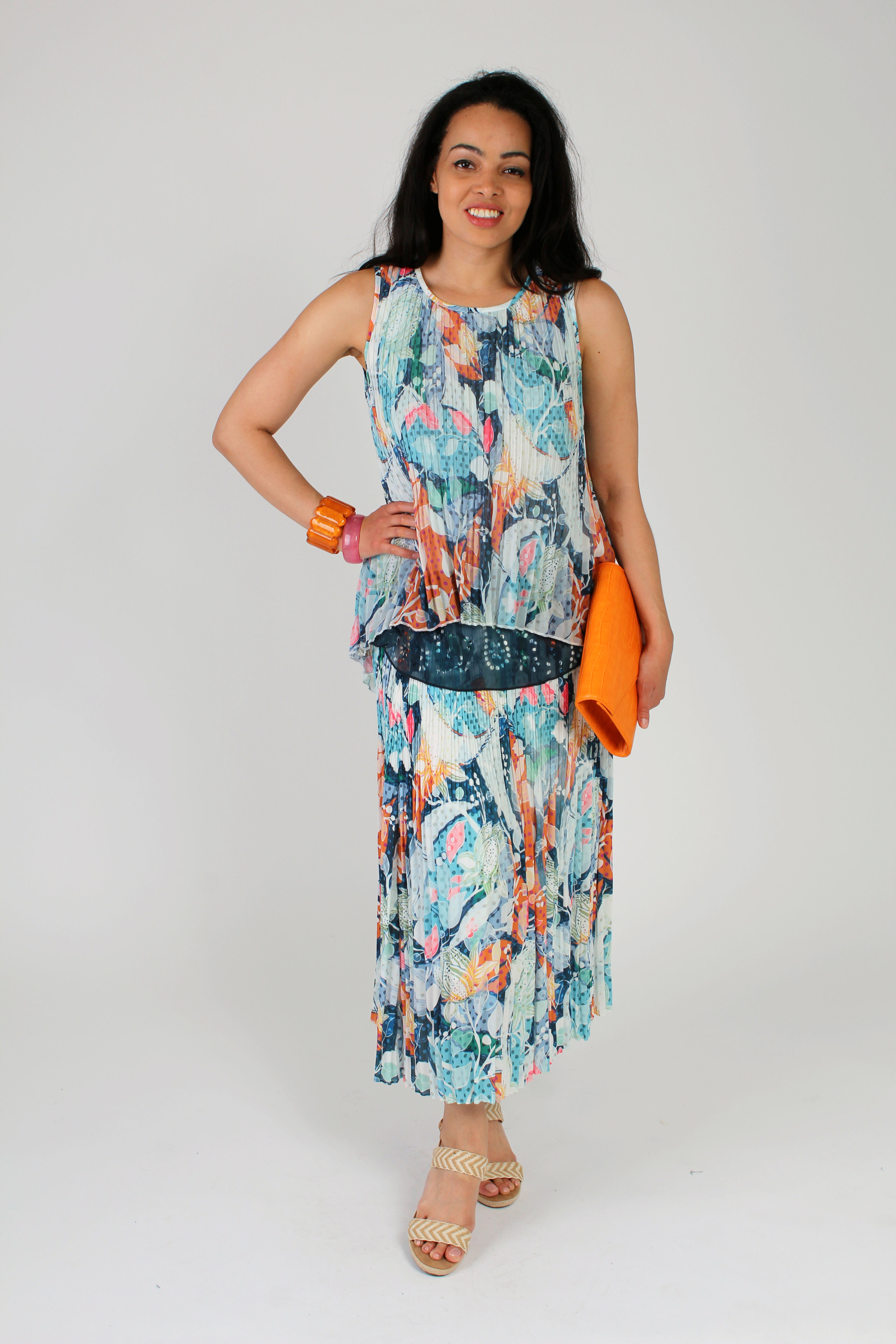 Pleated Maxi Skirt Image 3