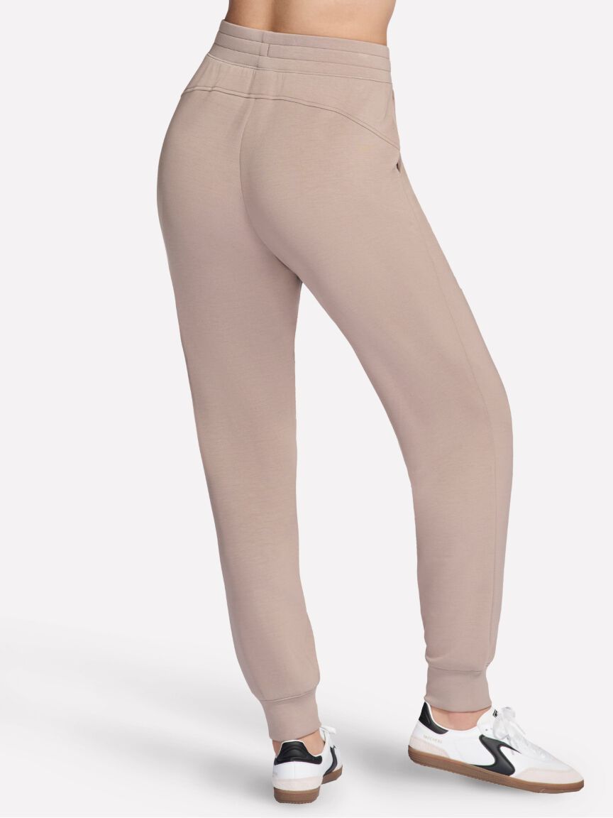 Skechluxe Elevate Jogger 