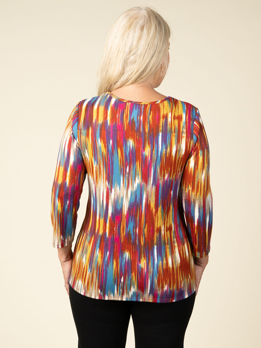 Abstract 3/4 Sleeve Top With Keyhole