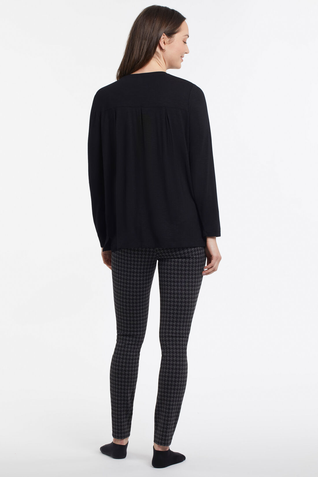 Solid Scoopneck Top Image 2