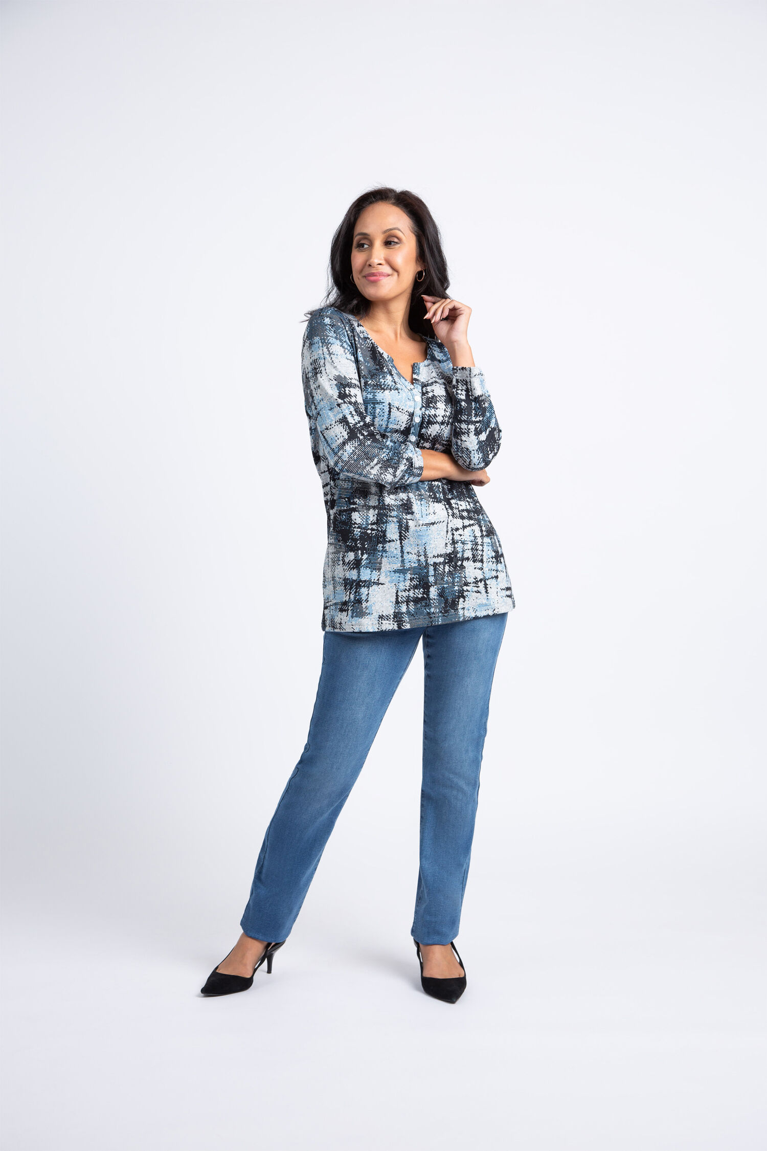 &frac34; Sleeve Notched Henley Neck Top Image 1