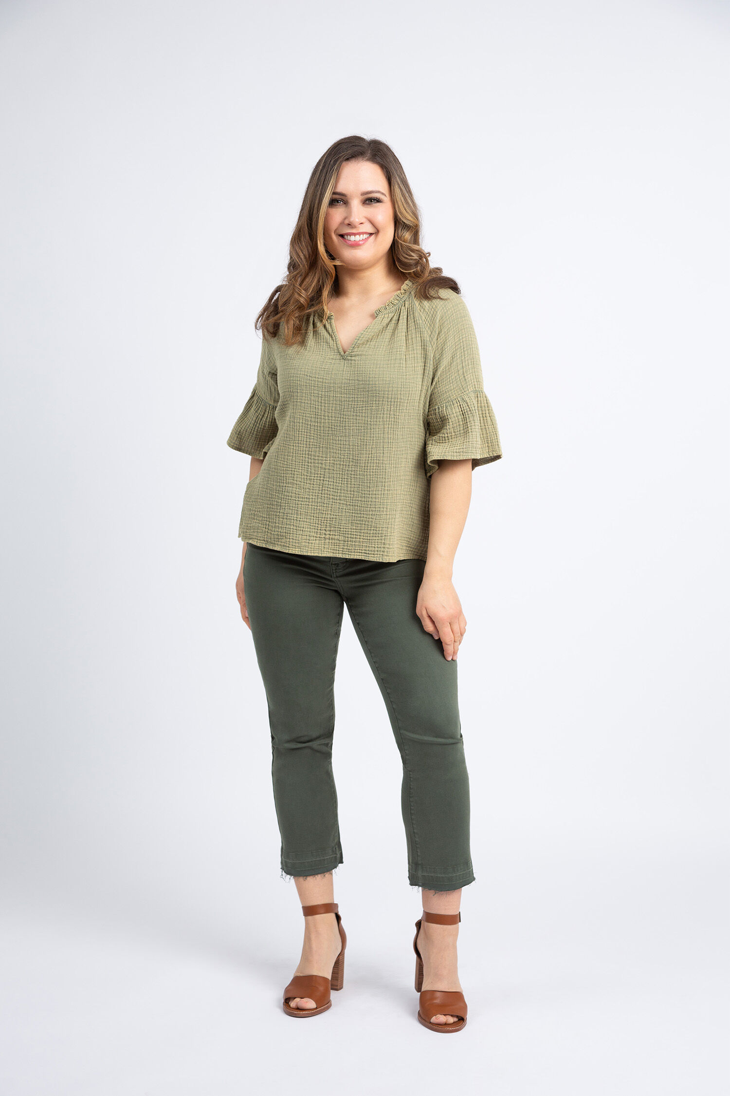 Elbow Sleeve Crinkle Gauze Raglan Top Image 2