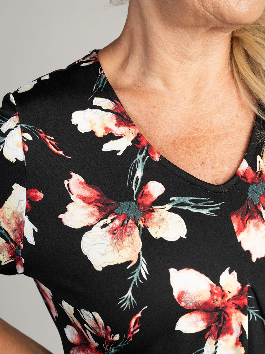 3/4 length Sleev Black Multi Floral V neck Blouse.