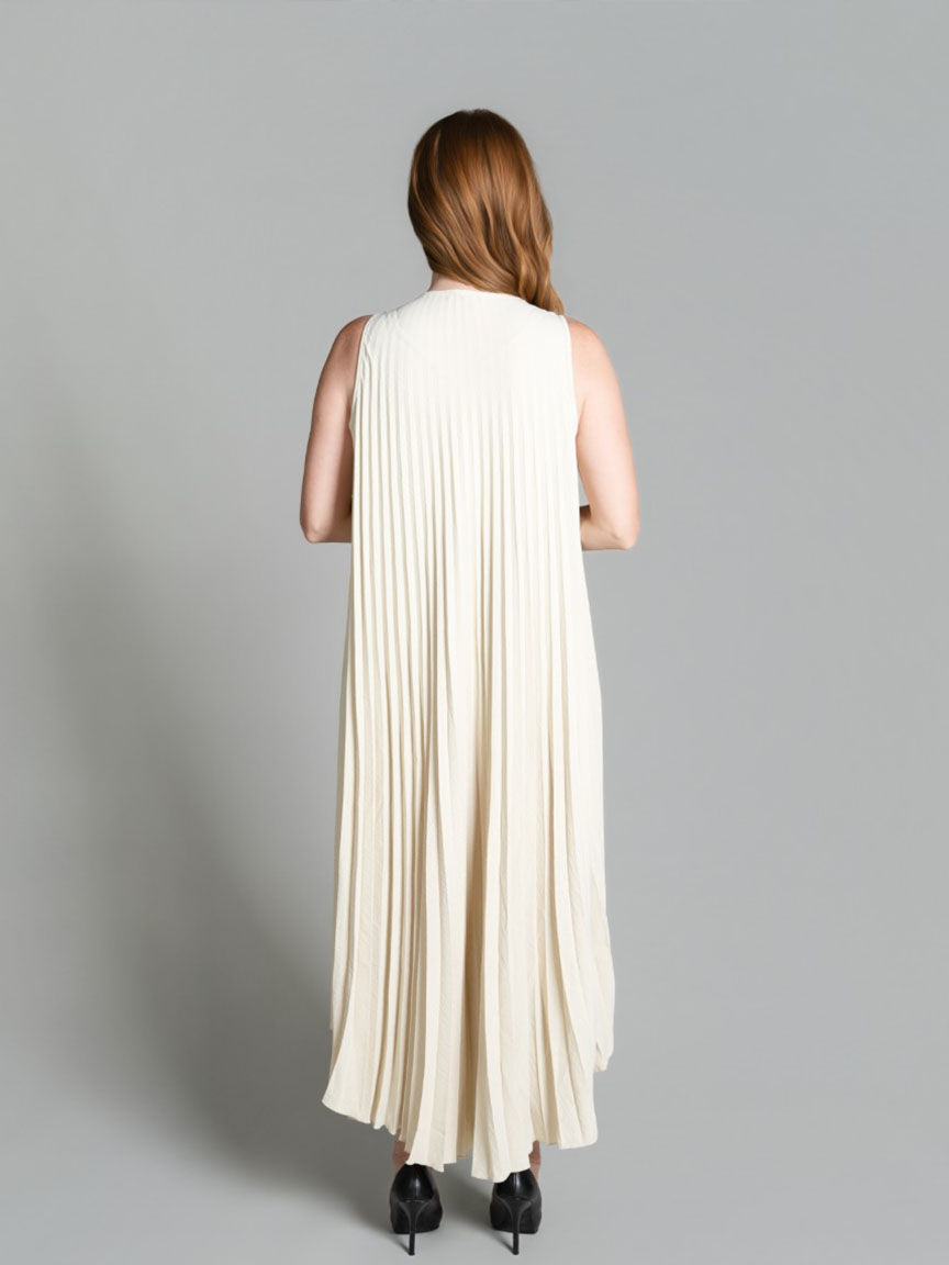 Sleeveless Pleated Maxi Dress Image 5