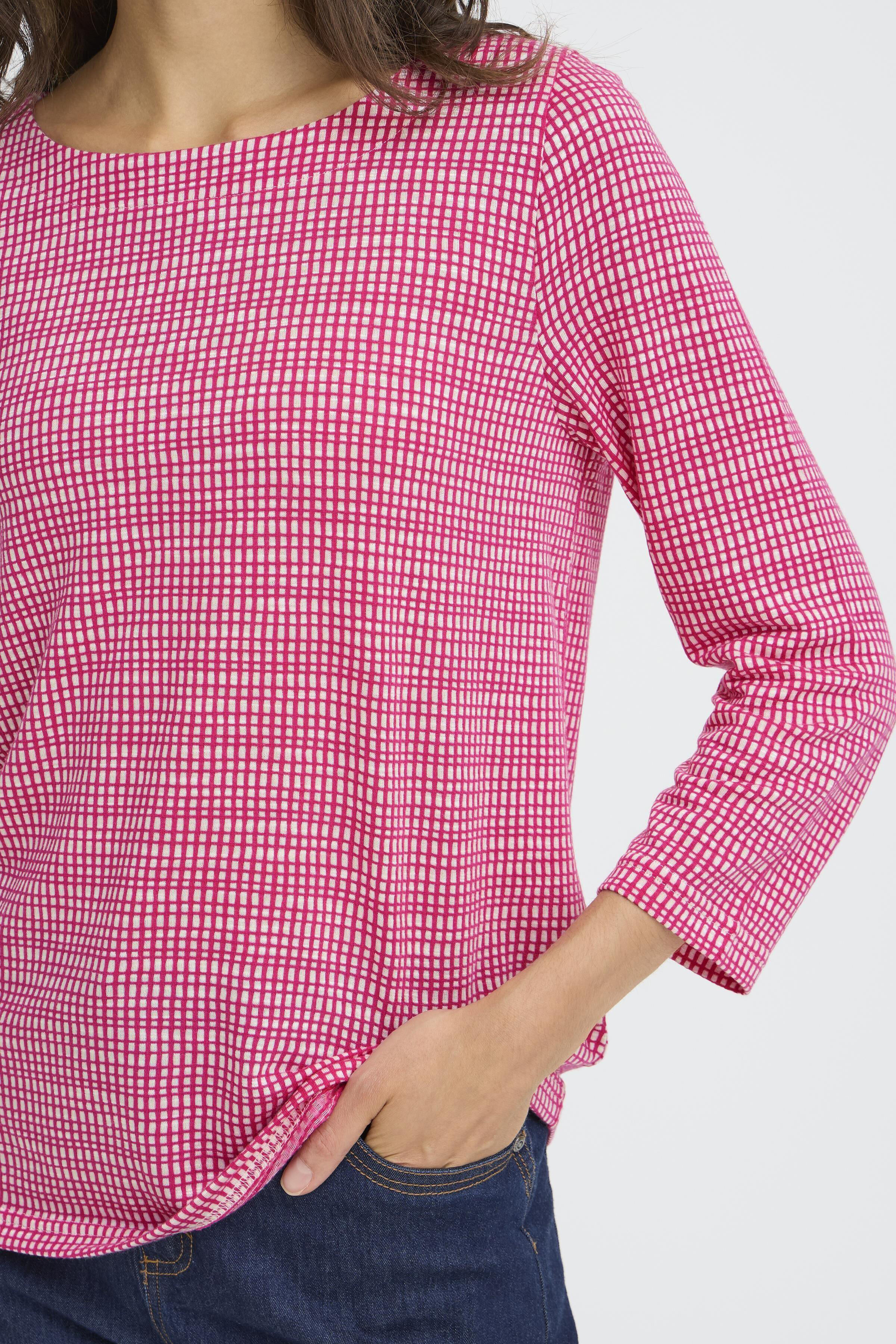 3/4 Sleeve Round Neckline Top