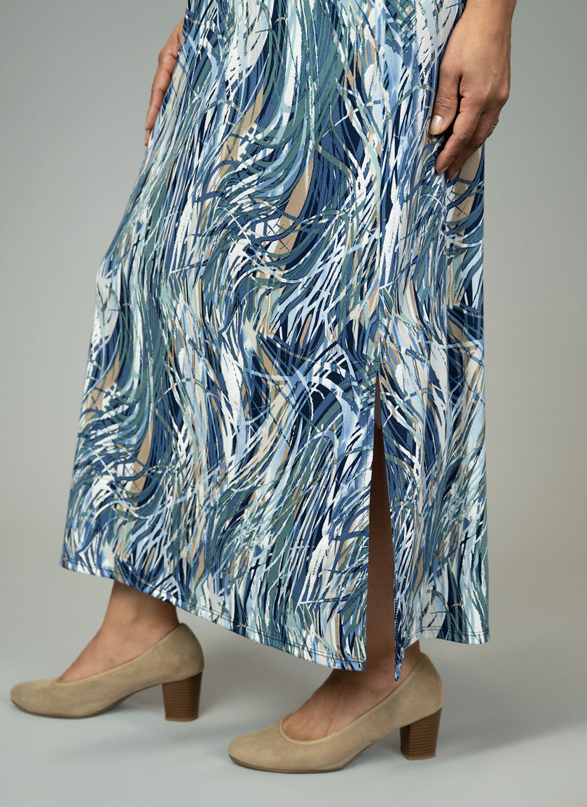 Long Luxe Sleeveless Dress with Side Slits Image 3