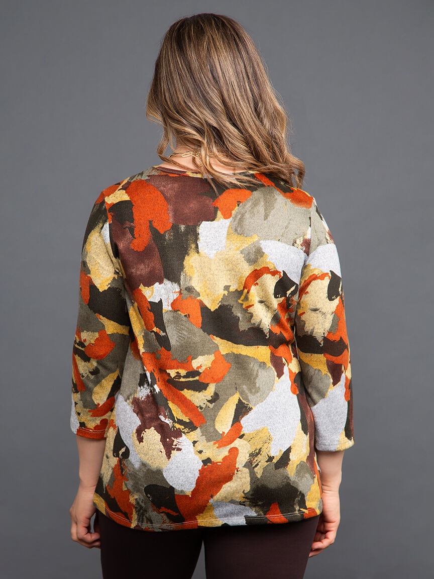 &frac34; Sleeve V-Neck Top Image 4