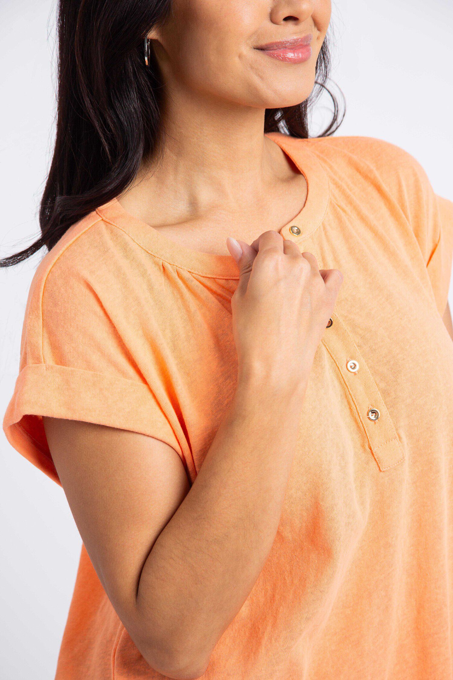 Linen Blend Henley Tee Image 4