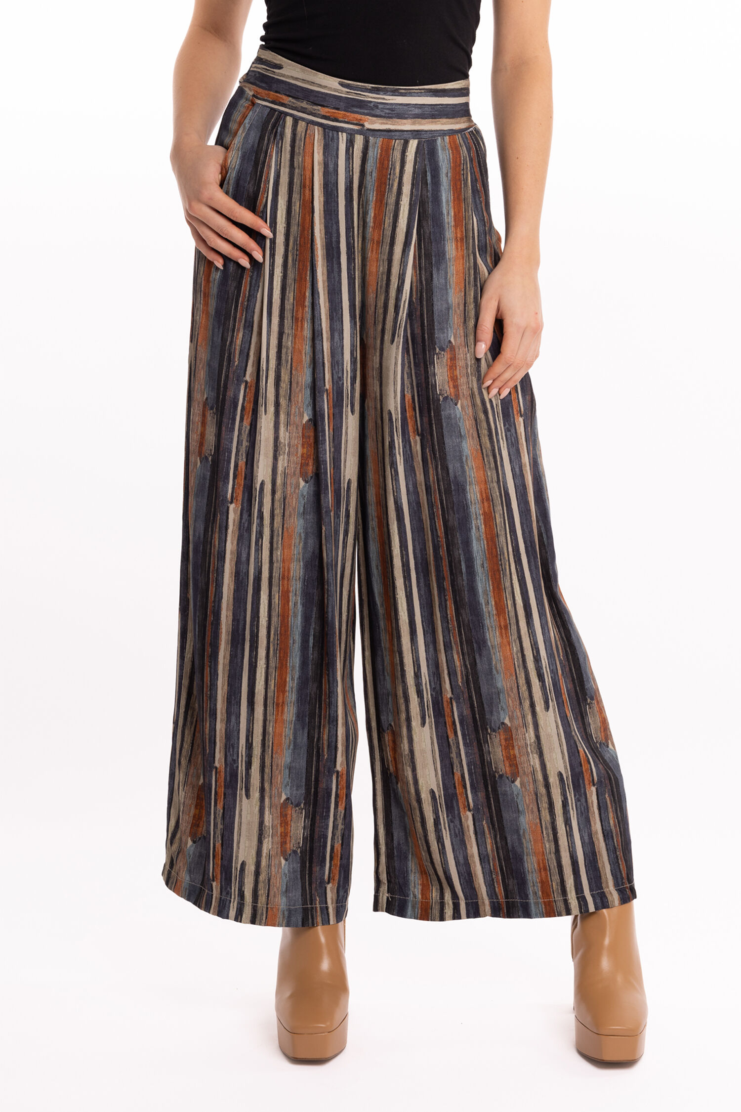 Wide-Leg Printed Trousers  Image 1